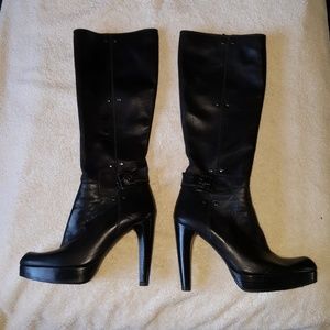 Stuart Weitzman black leather heel boots